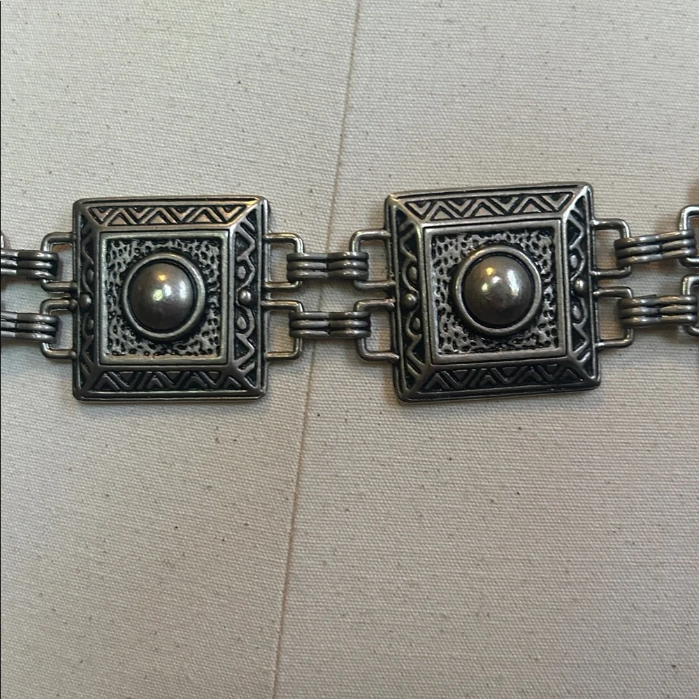 Unknown stunning vintage